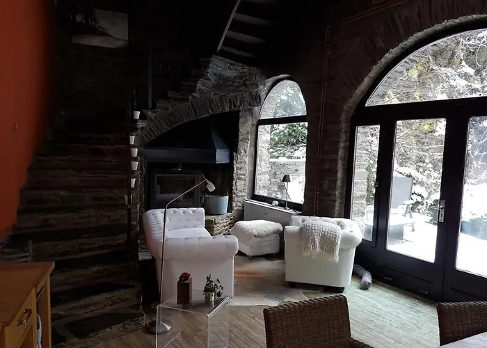 Mit Bergblick By Interhome *